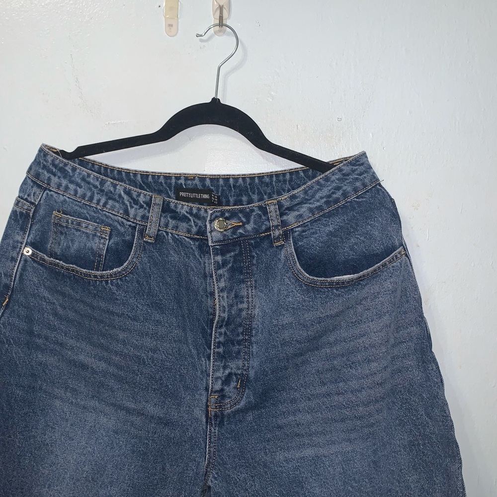 Mid Wash Thigh Split Baggy Boyfriend Jeans - Picture 9 of 16